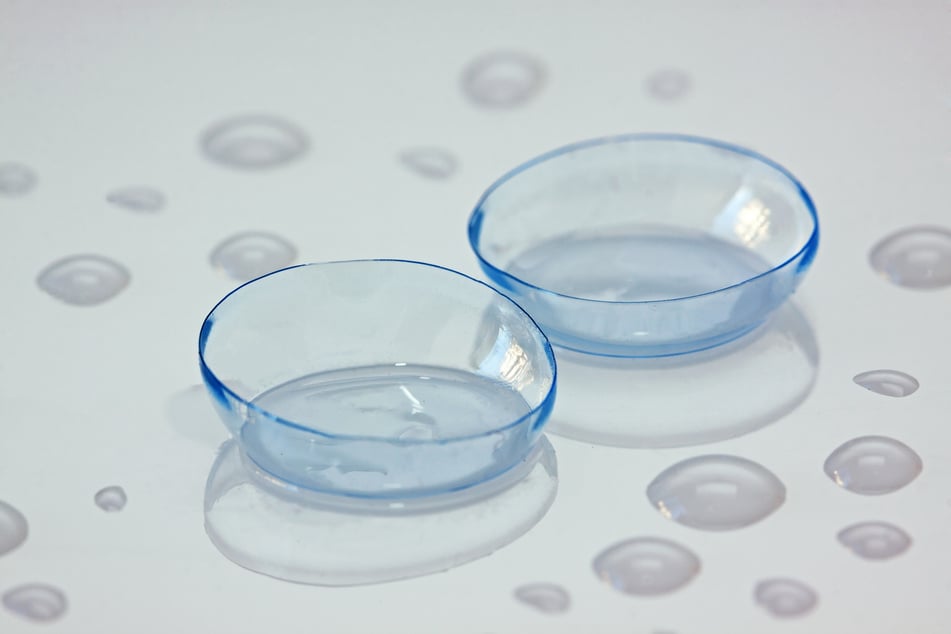 contact lenses